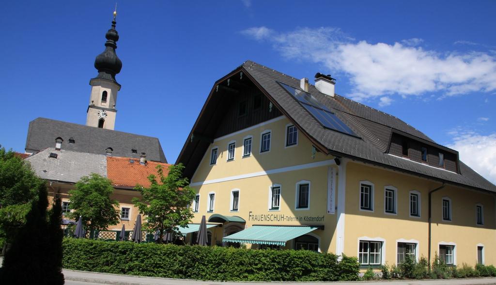 Taferne In Koestendorf - Ferienwohnung Monteurzimmer Neumarkt am Wallersee Exterior photo